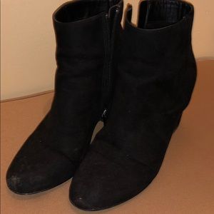 Steve Madden Black Suede Booties